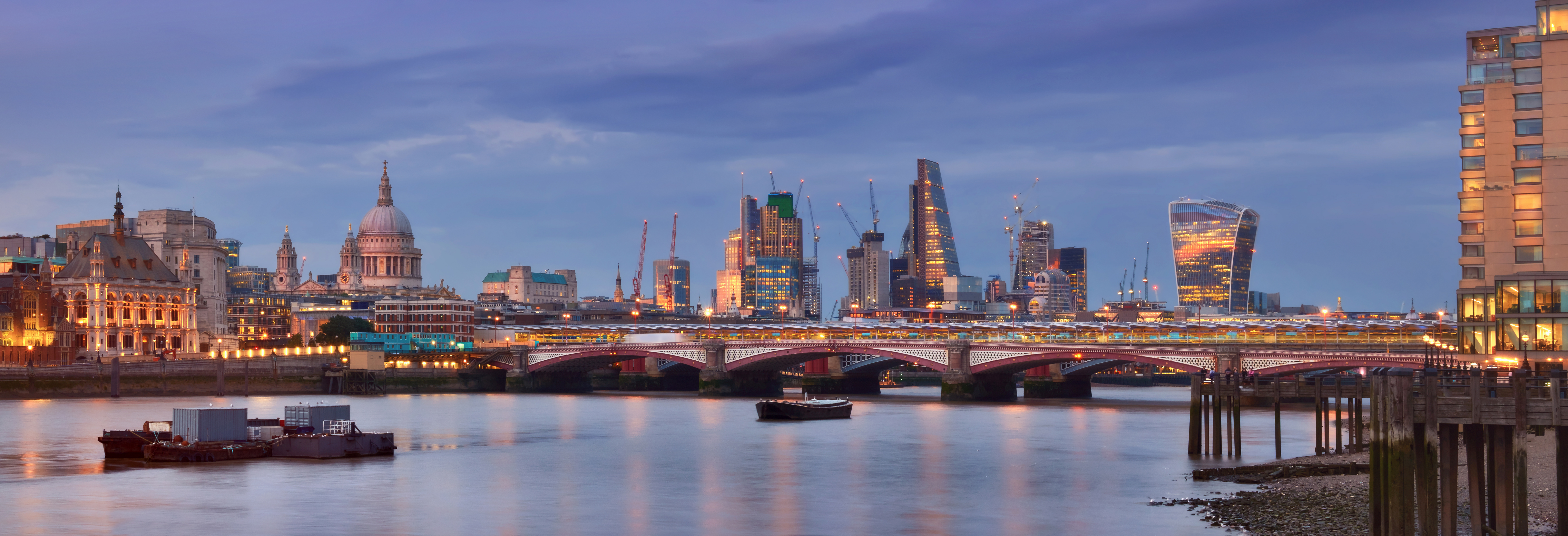 London Panoramic View - LatestCannabis News - Cannabiz